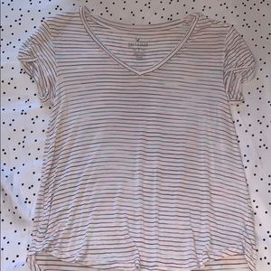 American Eagle V-neck 🦋